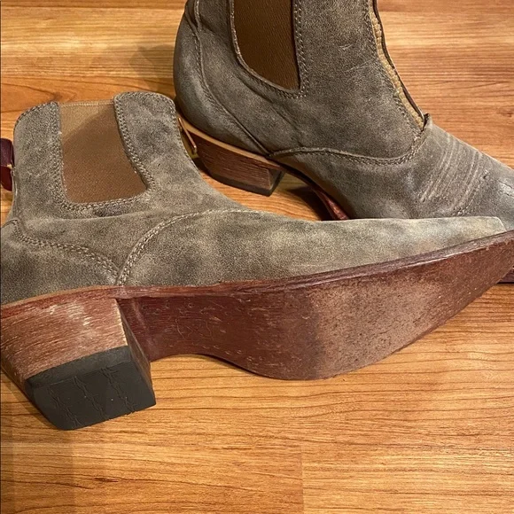 Women’s Distressed Leather ARIAT Boots 6B - Picture 5 of 5